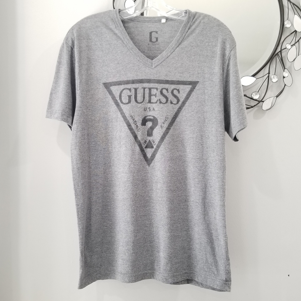 GUESS Men's V-neck Fitted Tshirt